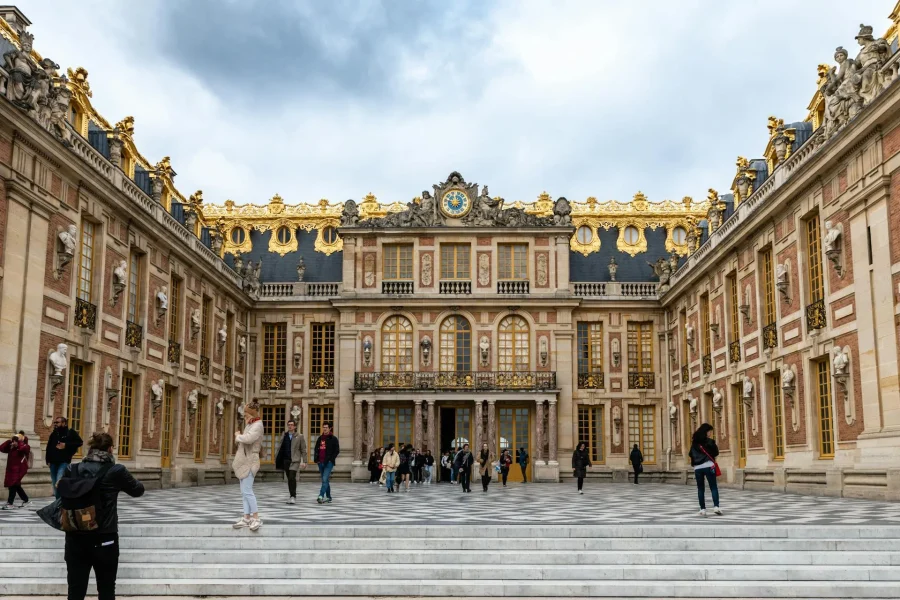 Palace of Versailles Reserved Access Entry Tickets