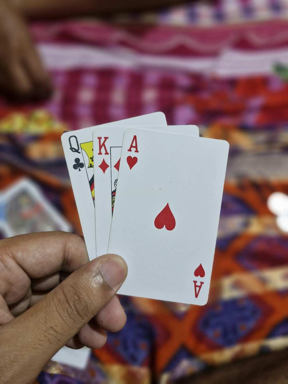 How Online Casinos Make Money